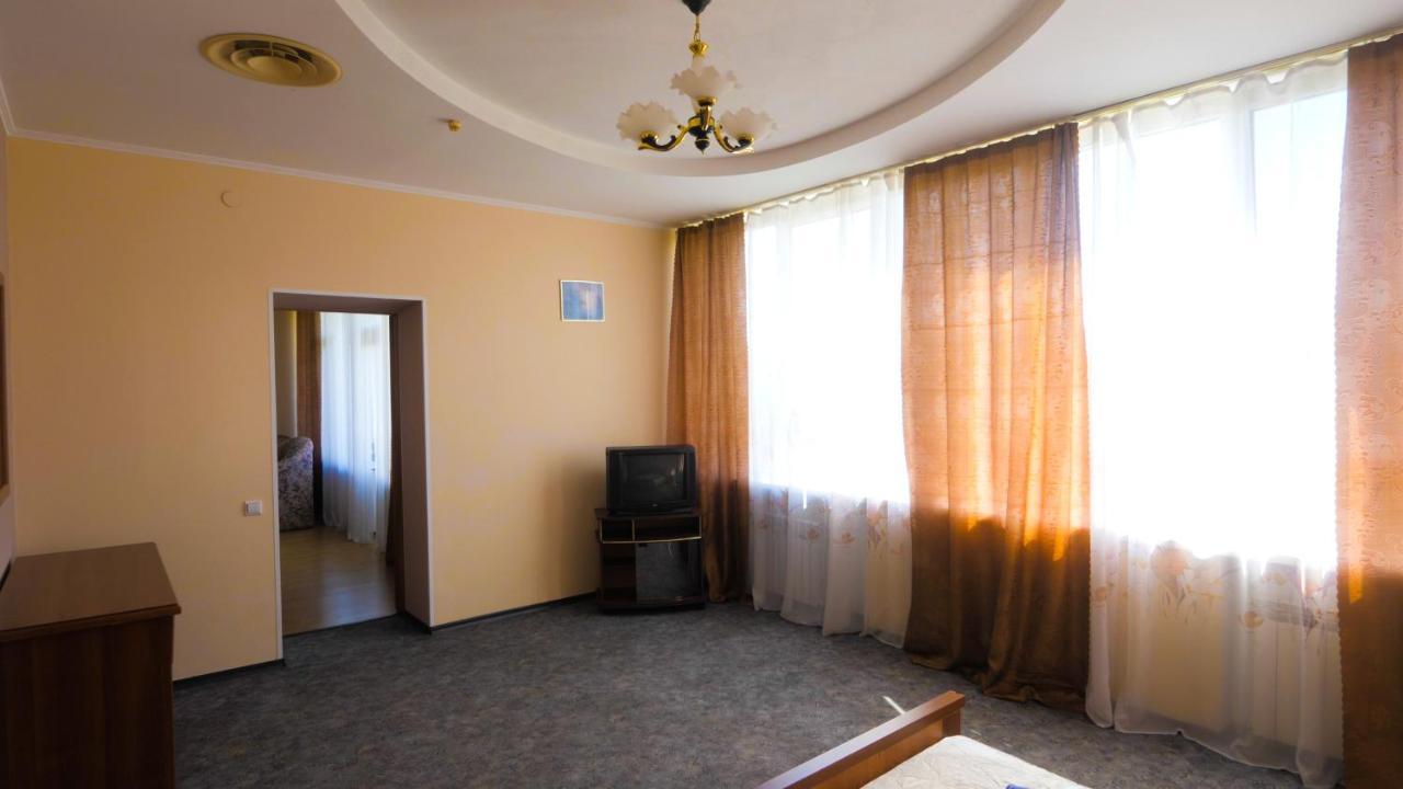 Pectoral On Khortytsia Hotell Zaporizhia Eksteriør bilde